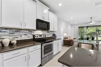 12030 Tapestry Lane, Venice, FL 34293 - Photo 9