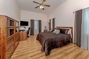 897 Colonial Rd, Venice, FL 34293 - Photo 17