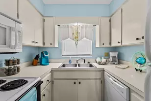 210 Park Blvd N, Venice, FL 34285 - Photo 11