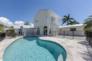 212 Sunrise Dr, Nokomis, FL 34275 - Photo 15