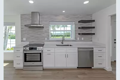 212 Sunrise Drive, Nokomis, FL 34275 - Photo 5