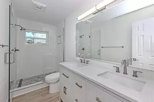 212 Sunrise Dr, Nokomis, FL 34275 - Photo 13