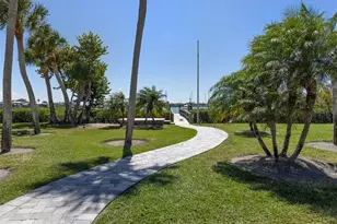 212 Sunrise Dr, Nokomis, FL 34275 - Photo 19