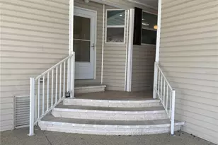 724 Blackburn Blvd, North Port, FL 34287 - Photo 5