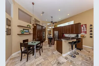 411 Wellington Court, Venice, FL 34292 - Photo 9