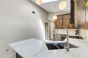 440 Palmetto Ct, Venice, FL 34285 - Photo 9