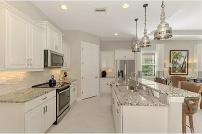 10407 Medjool Drive, Venice, FL 34293 - Photo 17