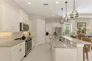 10407 Medjool Dr, Venice, FL 34293 - Photo 17