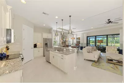 10407 Medjool Drive, Venice, FL 34293 - Photo 13