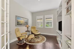 10407 Medjool Dr, Venice, FL 34293 - Photo 9