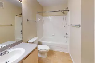 8911 Manor Loop, Lakewood Ranch, FL 34202 - Photo 7