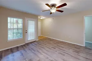 8911 Manor Loop, Lakewood Ranch, FL 34202 - Photo 13