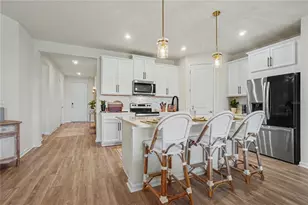 18065 Grand Prosperity Dr, Venice, FL 34293 - Photo 9