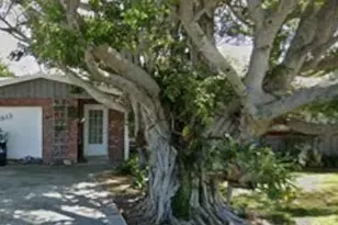 913 Church St, Venice, FL 34285 - Photo 1