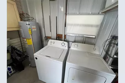 820 Trento, Venice, FL 34285 - Photo 37