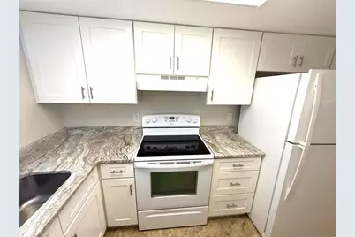 102 Capri Isles Boulevard #306, Venice, FL 34292 - Photo 9