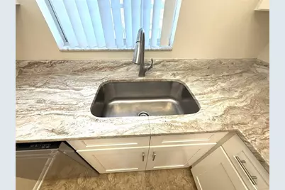 102 Capri Isles Boulevard #306, Venice, FL 34292 - Photo 11