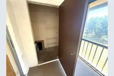 102 Capri Isles Boulevard #306, Venice, FL 34292 - Photo 23