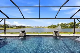 12866 Pinnacle Ln, Venice, FL 34293 - Photo 3