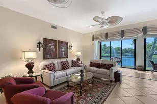 5255 Bouchard Cir, Sarasota, FL 34238 - Photo 9