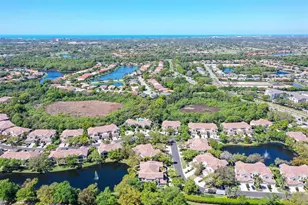 5255 Bouchard Cir, Sarasota, FL 34238 - Photo 31