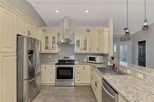 504 Cedarwood Ln, Venice, FL 34293 - Photo 27