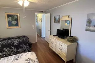 803 Jolanda Cir, Venice, FL 34285 - Photo 29