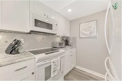 631 Alhambra Road #1004, Venice, FL 34285 - Photo 17