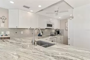 631 Alhambra Rd, Venice, FL 34285 - Photo 15