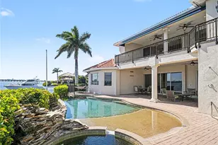 102 12th Ave E, Palmetto, FL 34221 - Photo 1