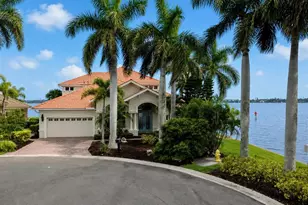 102 12th Ave E, Palmetto, FL 34221 - Photo 3
