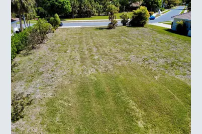 565 Park Estates Square, Venice, FL 34293 - Photo 7