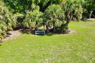 565 Park Estates Square, Venice, FL 34293 - Photo 11