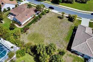 565 Park Estates Square, Venice, FL 34293 - Photo 5