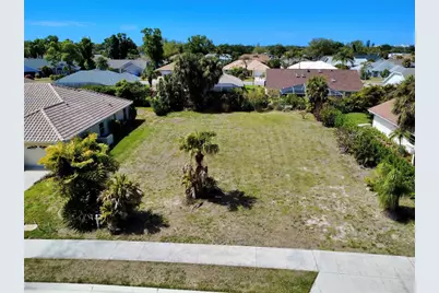 565 Park Estates Square, Venice, FL 34293 - Photo 1