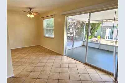 105 Base Avenue E, Venice, FL 34285 - Photo 11