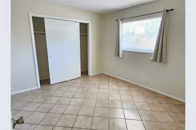 105 Base Avenue E, Venice, FL 34285 - Photo 23