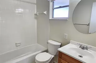 105 Base Ave E, Venice, FL 34285 - Photo 23