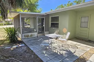 105 Base Ave E, Venice, FL 34285 - Photo 9