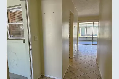 105 Base Avenue E, Venice, FL 34285 - Photo 3