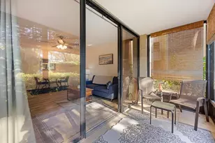 612 Bird Bay Dr S, Venice, FL 34285 - Photo 11