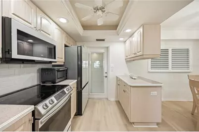 1150 Tarpon Center Drive #208, Venice, FL 34285 - Photo 11