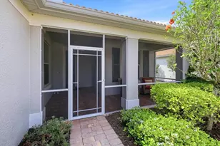 19369 Jacinda St, Venice, FL 34293 - Photo 7