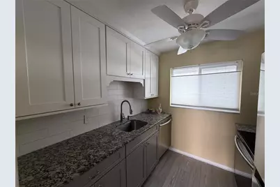 649 Tamiami Trail S #310, Venice, FL 34285 - Photo 5