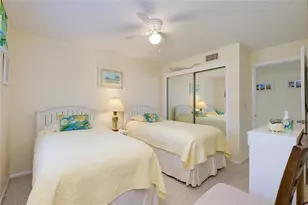 806 Capri Isles Blvd, Venice, FL 34292 - Photo 35