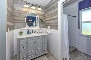 511 Rubens Dr, Nokomis, FL 34275 - Photo 19