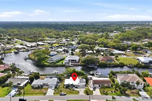 704 Portia St N, Nokomis, FL 34275 - Photo 7