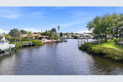 704 Portia Street N, Nokomis, FL 34275 - Photo 47