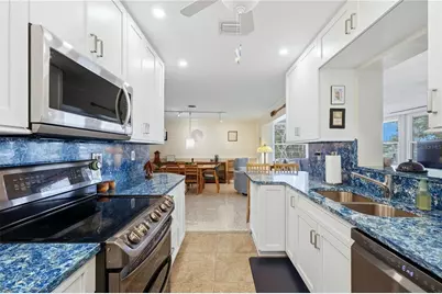 704 Portia Street N, Nokomis, FL 34275 - Photo 23