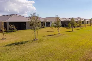 18575 Midsummer Pl, Venice, FL 34293 - Photo 5